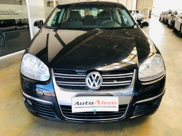 Volkswagen Vento Advance 2.5 GNC Aut Año 2011 - Imagen 3