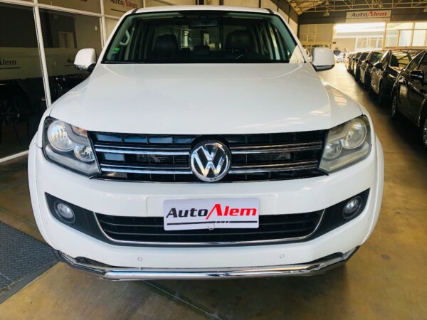 Volkswagen Amarok 2.0 TDI 4x4 Higline Aut Año 2015 - Imagen 2