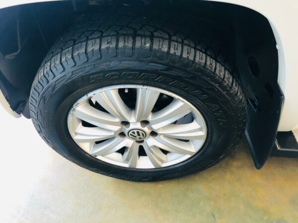 Volkswagen Amarok 2.0 TDI 4x4 Higline Aut Año 2015 - Imagen 10