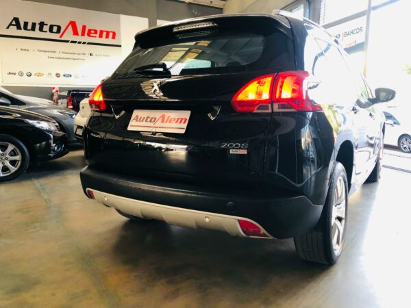 Peugeot 2008 1.6 Allure Año 2016 - Imagen 5
