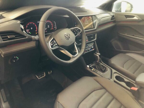 Volkswagen Taos Higline 1.4 TSI Higline Aut 0 Km - Imagen 12