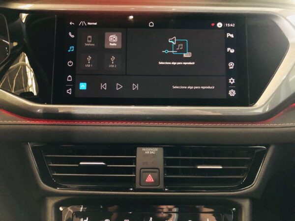 Volkswagen Taos Higline 1.4 TSI Higline Aut 0 Km - Imagen 10