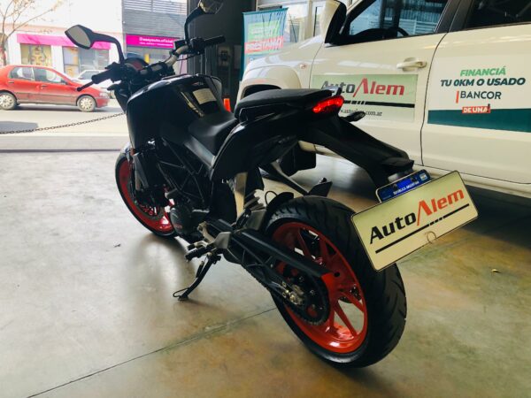 KTM Duke 200 Año 2022 - Imagen 7