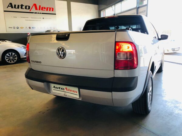 Volkswagen Saveiro Cabina Extendida 1.6 Año 2014 - Imagen 4