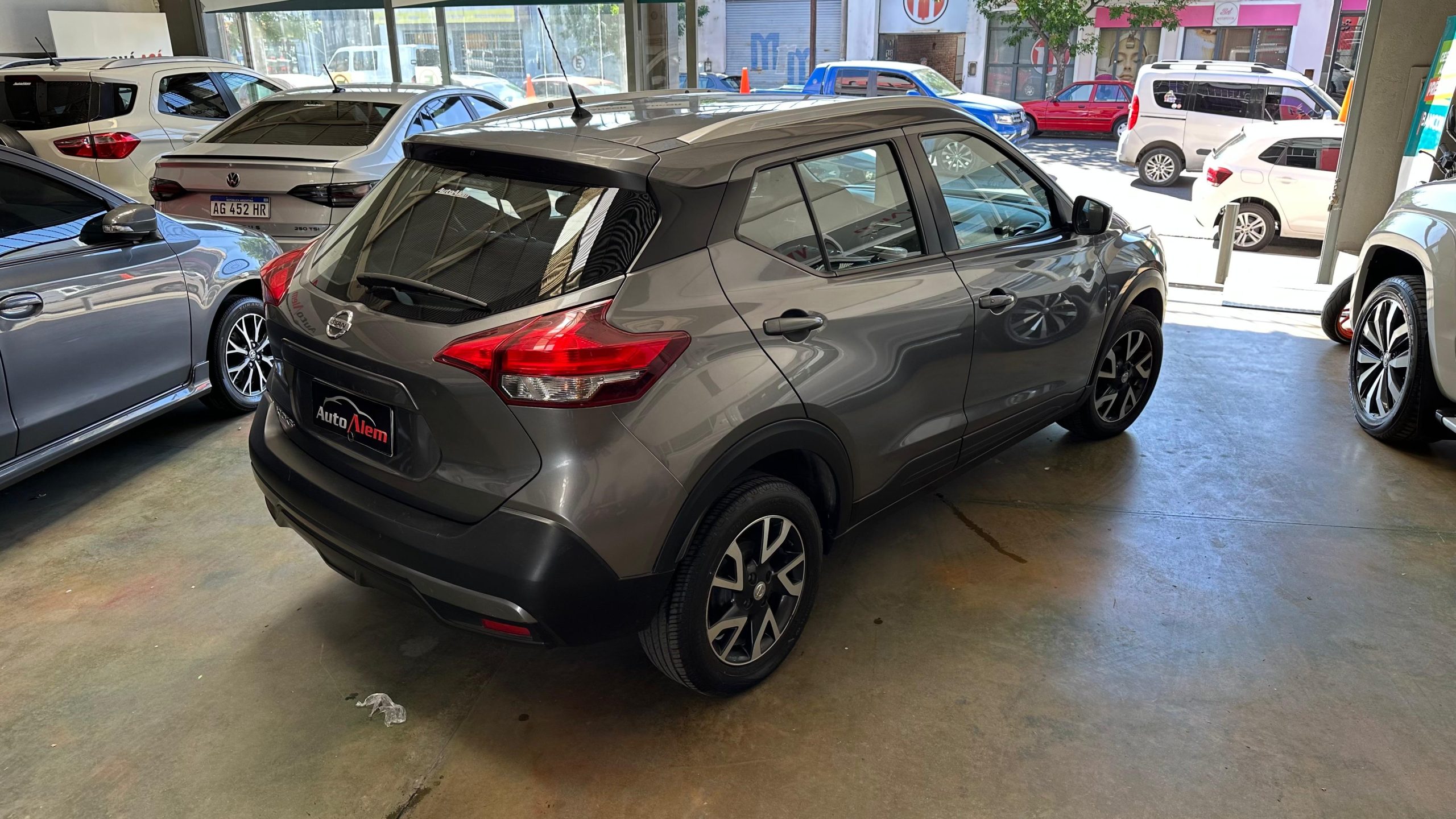 Nissan Kicks Sense 1.6 Año 2021 - Imagen 3