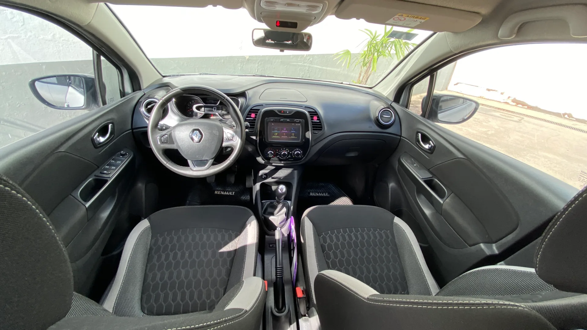 Renault Captur 2.0 Zen Año 2017 - Imagen 5