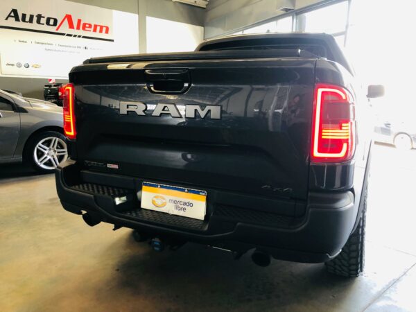Chrysler Ram Rampage REBEL 2.0L GME AT9 4X4 Año 2024 - Imagen 4