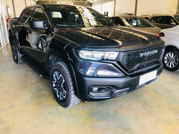 Chrysler Ram Rampage REBEL 2.0L GME AT9 4X4 Año 2024 - Imagen 3