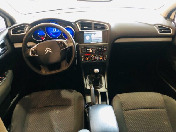 Citroen C4 Lounge 1.6 HDI Tendance Año 2015 - Imagen 6