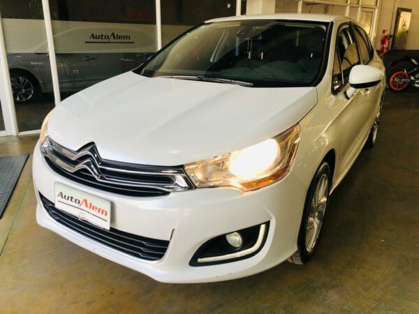 Citroen C4 Lounge 1.6 HDI Tendance Año 2015