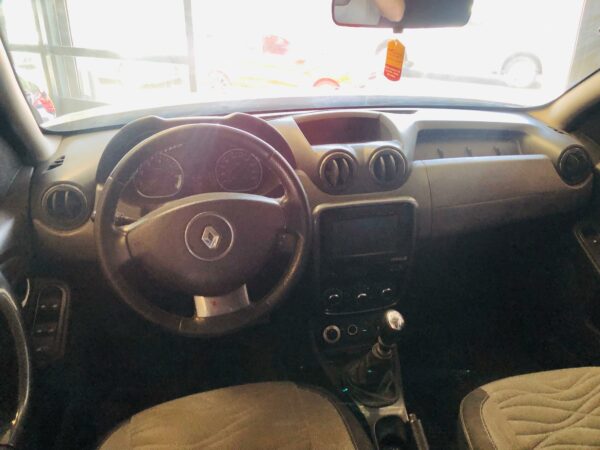 Renault Duster Luxe Nav 4x4 Año 2013 - Imagen 7