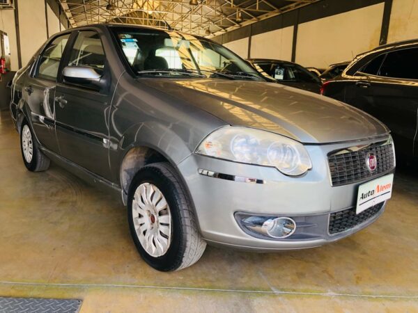 Fiat Siena Attractive 1.4 GNC Año 2010 - Imagen 2