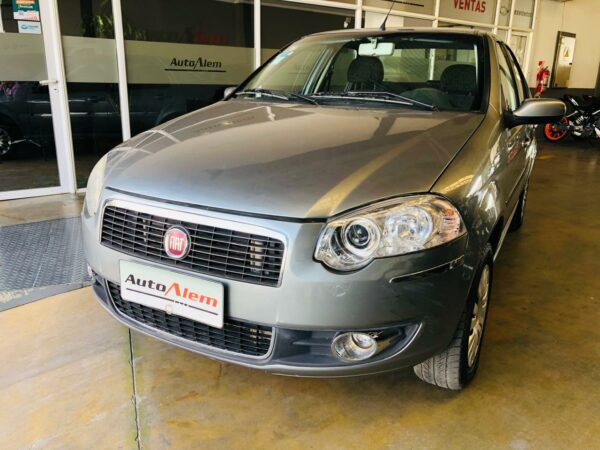 Fiat Siena Attractive 1.4 GNC Año 2010
