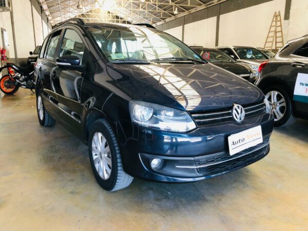 Volkswagen Suran 1.6 Higline Año 2012