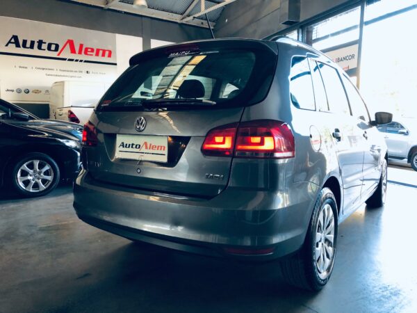 Volkswagen Suran Confortline 1.6 Año 2015 - Imagen 4
