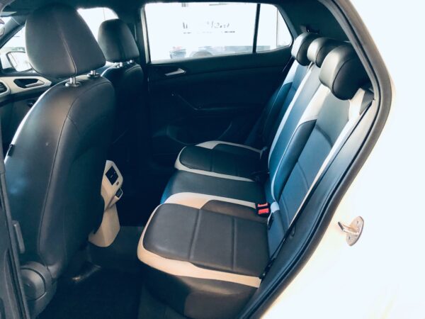 Volkswagen T-cross 1.6 Higline Aut Año 2019 - Imagen 9