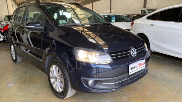 Volkswagen Suran 1.6 Higline Año 2012 - Imagen 2