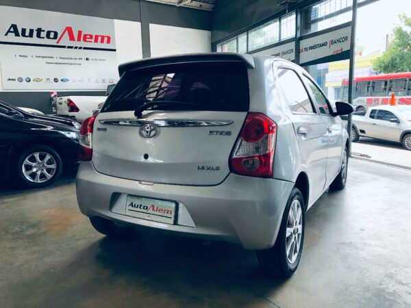 Toyota Etios XLS 1.5 Año 2016 - Imagen 6