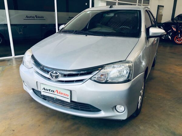 Toyota Etios XLS 1.5 Año 2016 - Imagen 2