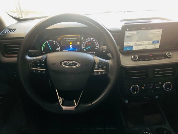 Ford Maverick Lariat 2.5 Hibrido AT Año 2024 - Imagen 9
