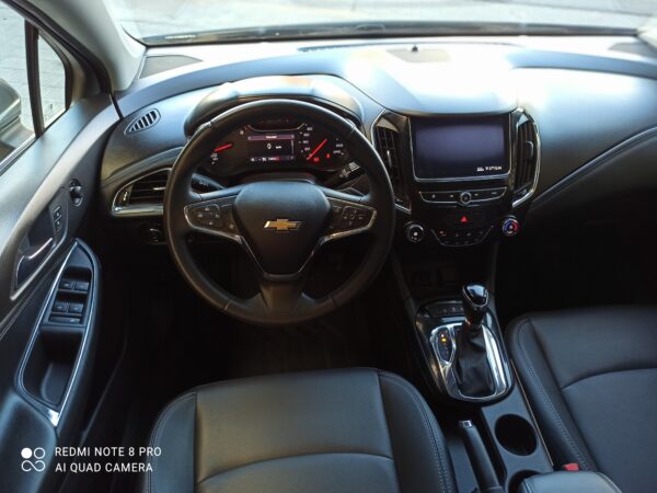 Chevrolet Cruze II LTZ  1.4 Turbo AT Año 2022 - Imagen 7