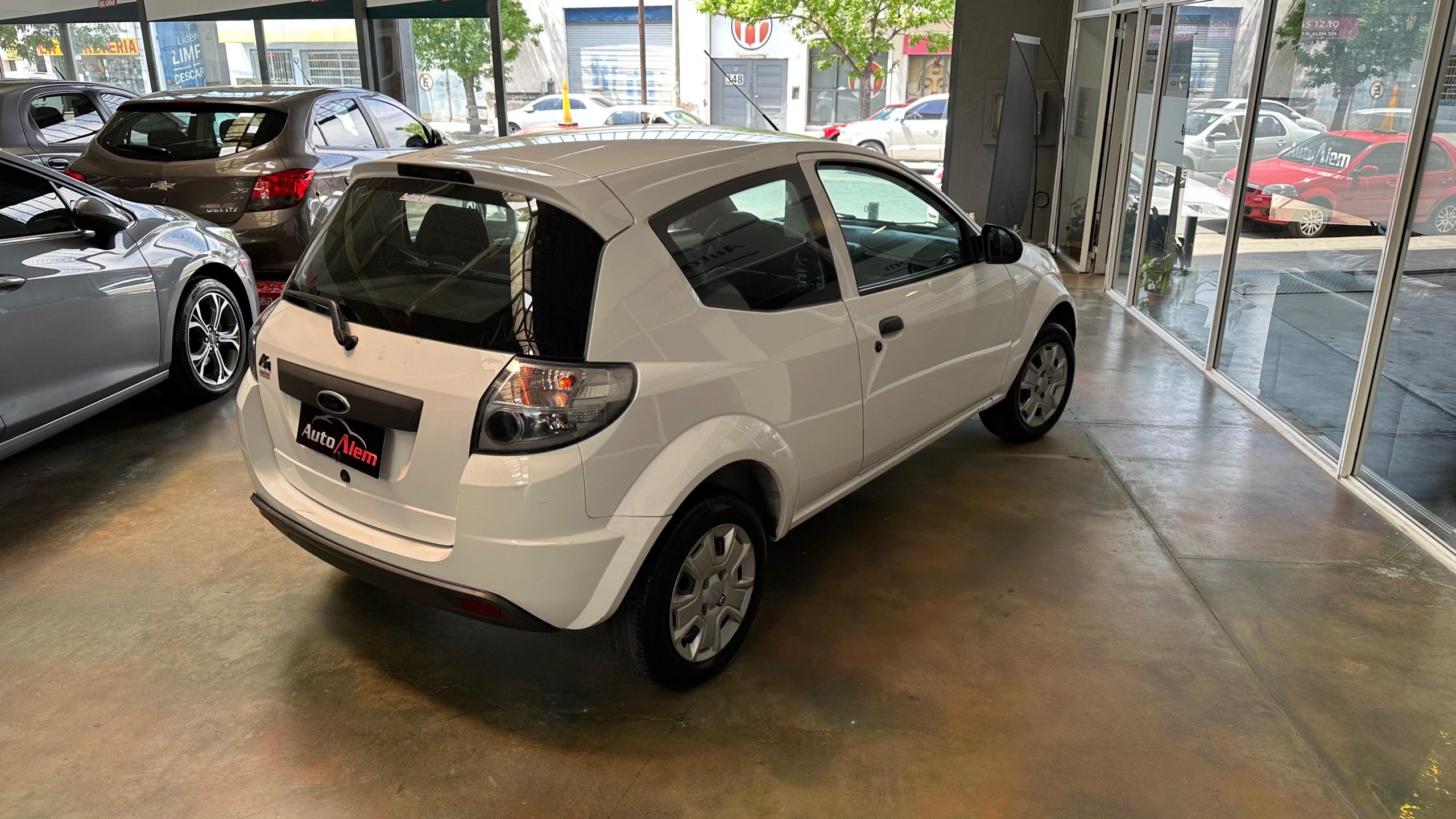 Ford Ka 1.0 Fly viral Año 2013 - Imagen 4