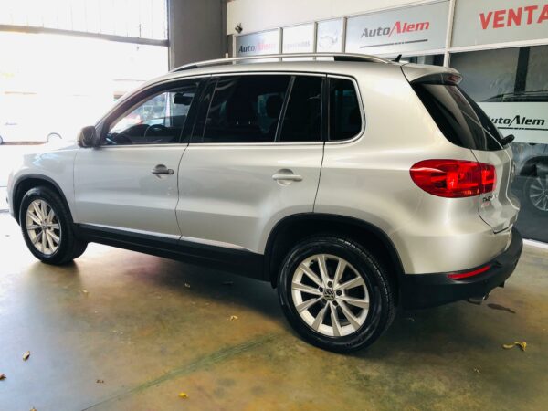 Volkswagen Tiguan 2.0 TSI Exclusive AT Año 2012 - Imagen 8