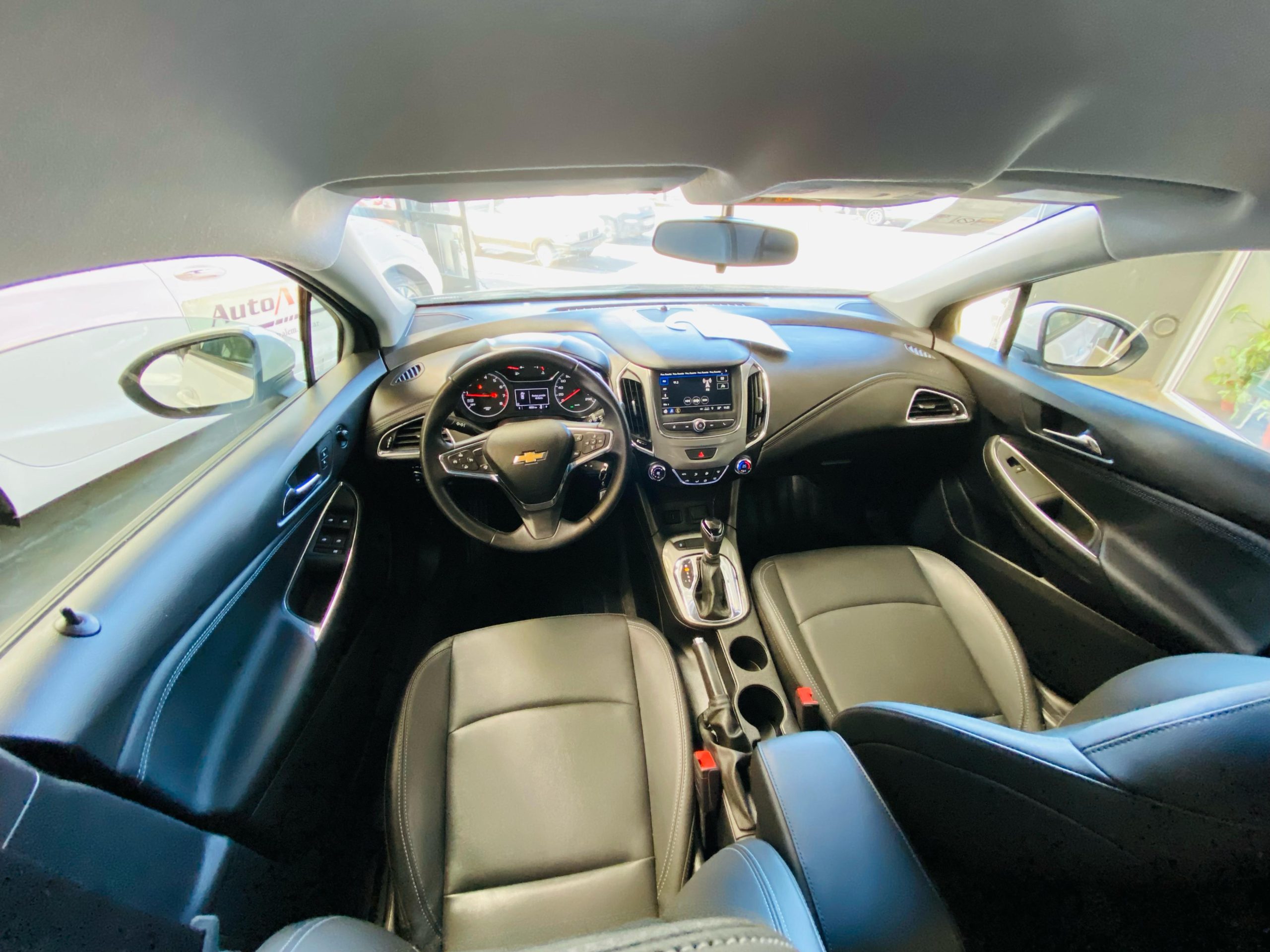 Chevrolet Cruze II LT AT Año 2023 - Imagen 12