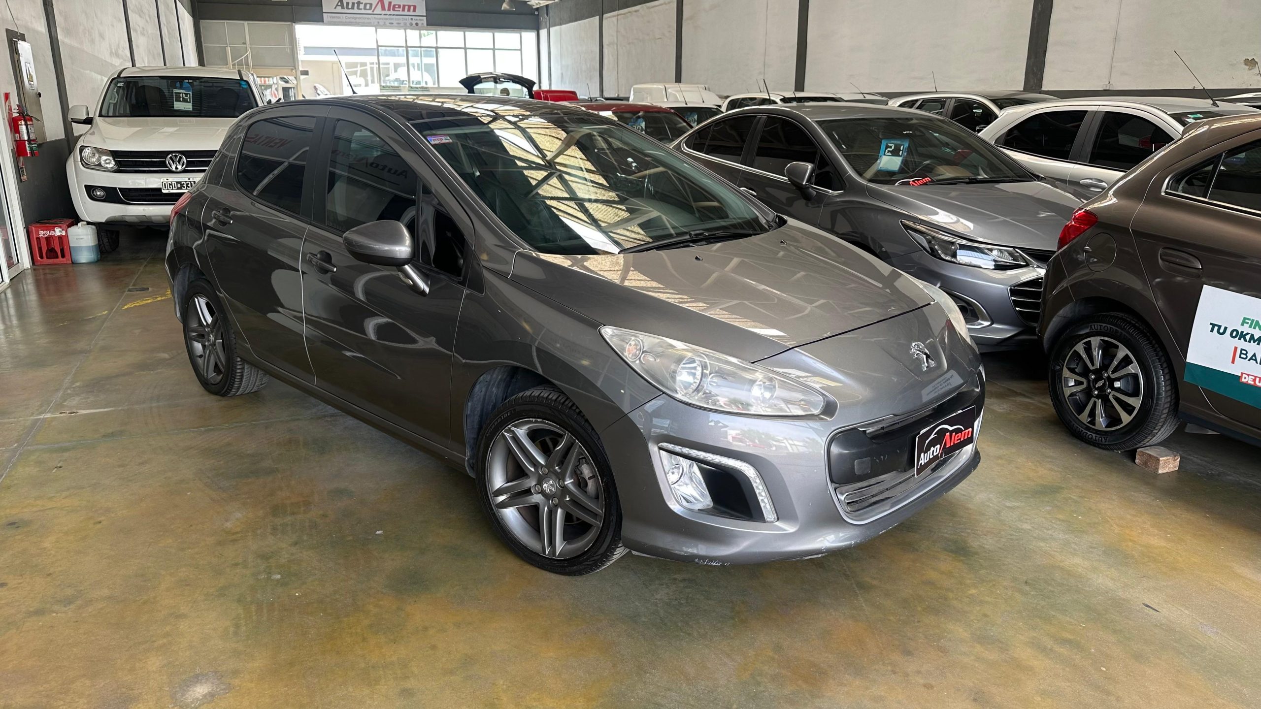 Peugeot 308 Sport 1.6 THP Tiptronic Año 2013 - Imagen 2