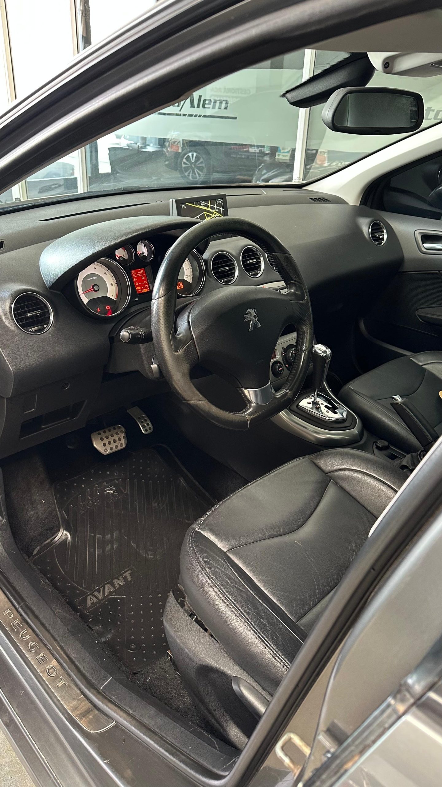 Peugeot 308 Sport 1.6 THP Tiptronic Año 2013 - Imagen 8