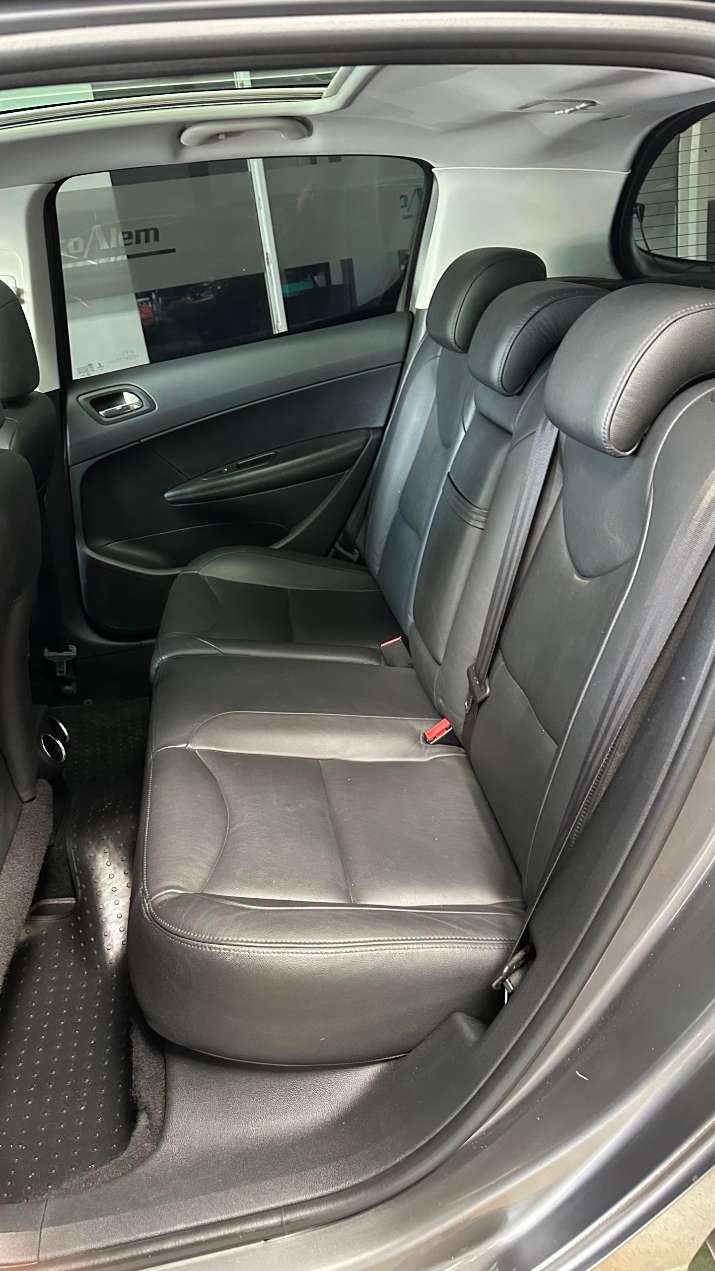 Peugeot 308 Sport 1.6 THP Tiptronic Año 2013 - Imagen 9