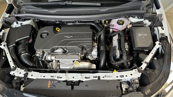 Chevrolet Cruze II LT AT Año 2023 - Imagen 8