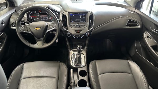 Chevrolet Cruze II LT AT Año 2023 - Imagen 7