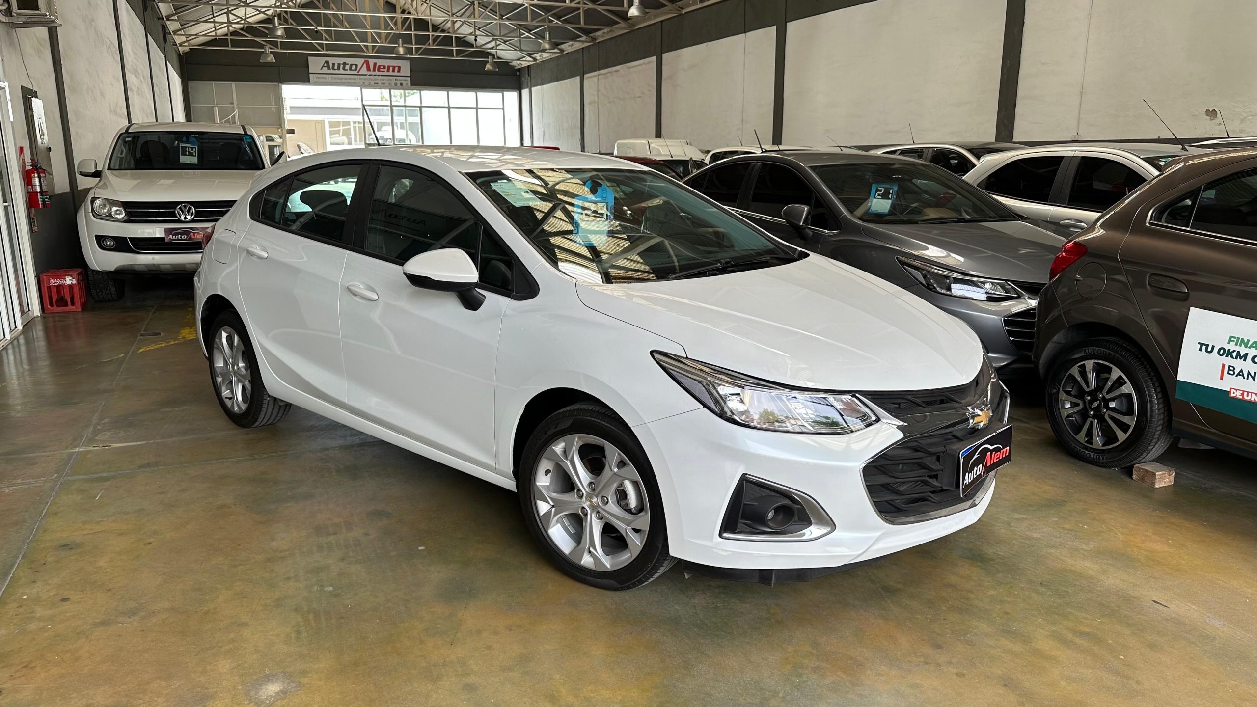 Chevrolet Cruze II LT AT Año 2023 - Imagen 2