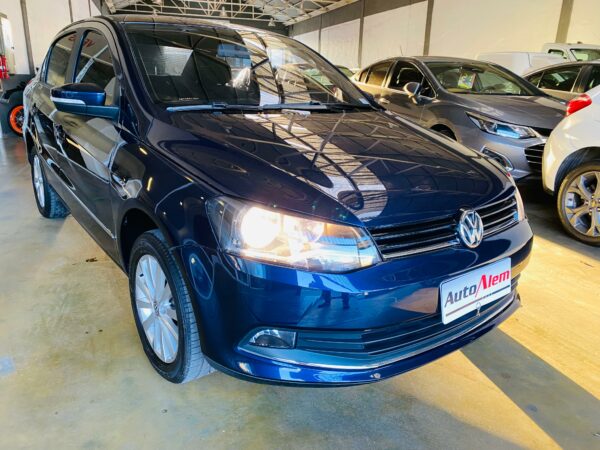 Volkswagen Voyage 1.6 Higline Año 2016 - Imagen 2
