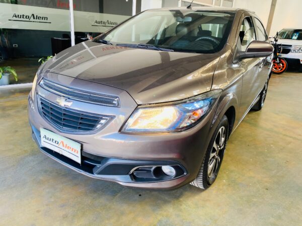Chevrolet Onix LTZ 1.4 GNC Año 2014 - Imagen 7