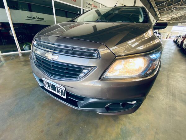 Chevrolet Onix LTZ 1.4 GNC Año 2014 - Imagen 6