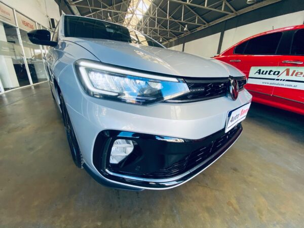 Volkswagen Virtus EXCLUSIVE 250TSI AT Año 2024 - Imagen 12