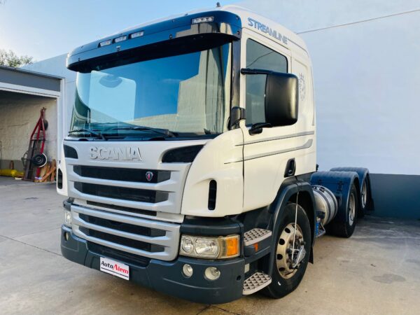 Scania P360 6x2 Con dormitorio Año 2015