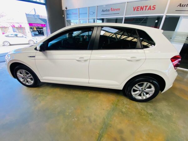 Volkswagen Polo Comfortline 1.6 MSI Año 2019 - Imagen 12