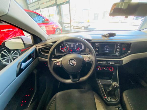Volkswagen Polo Comfortline 1.6 MSI Año 2019 - Imagen 10