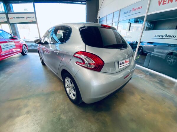 Peugeot 208 Allure Touch Screen Año 2013 - Imagen 7