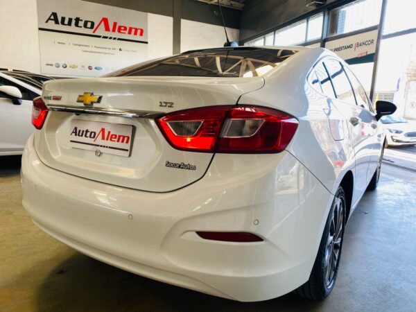 Chevrolet Cruze II LTZ Sedan 1.4 Turbo AT Año 2016 - Imagen 5