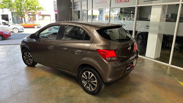 Chevrolet Onix LTZ 1.4 GNC Año 2014 - Imagen 3