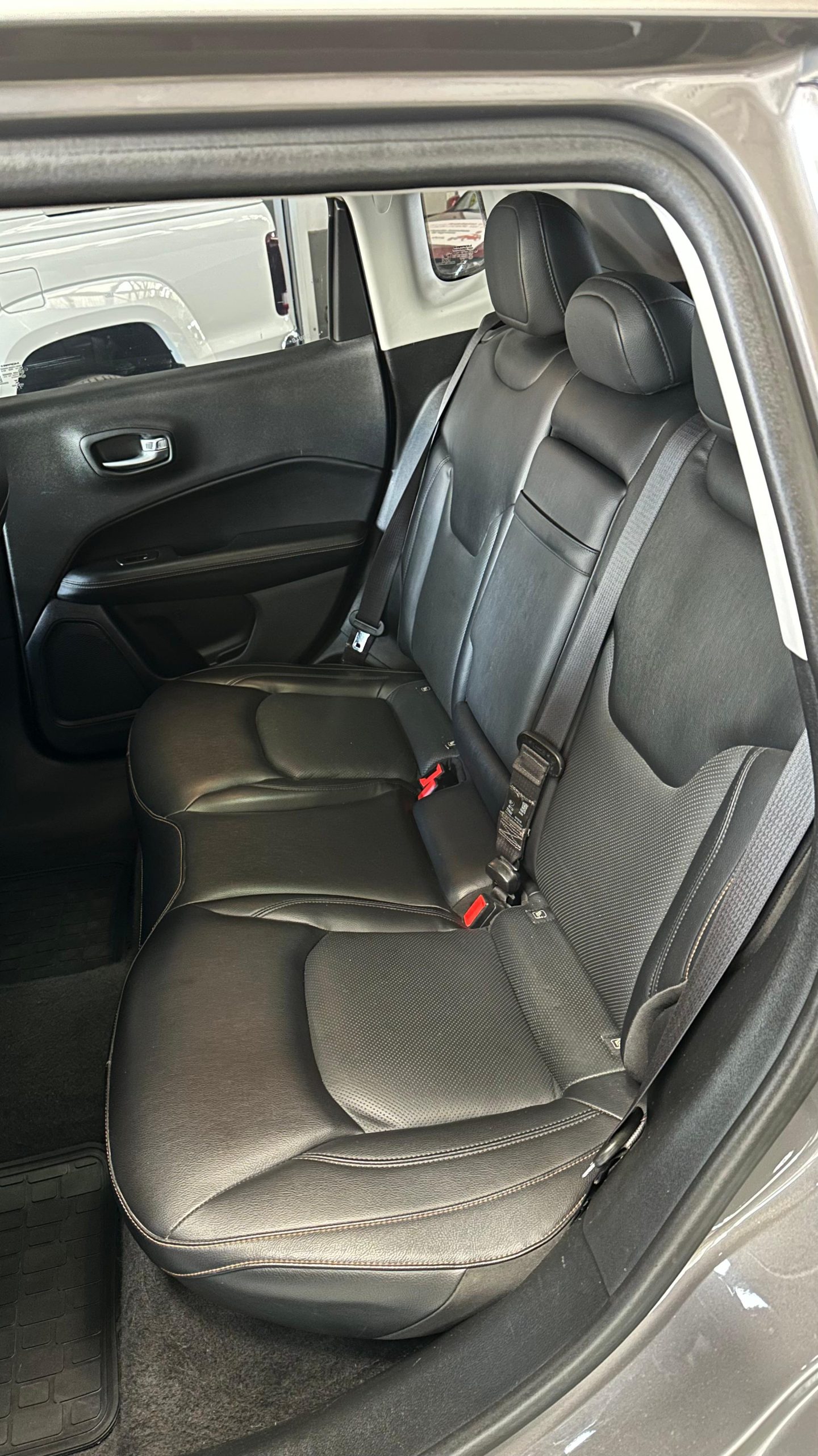 Jeep Compass LONGITUDE 2.4 AT9 AWD Año 2017 - Imagen 7