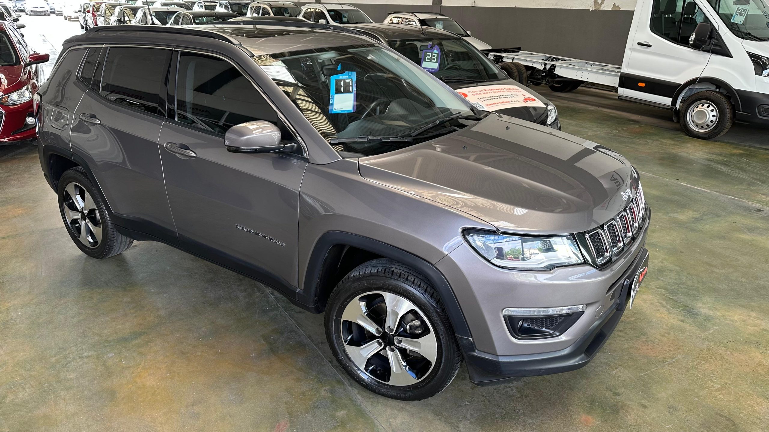 Jeep Compass LONGITUDE 2.4 AT9 AWD Año 2017 - Imagen 2