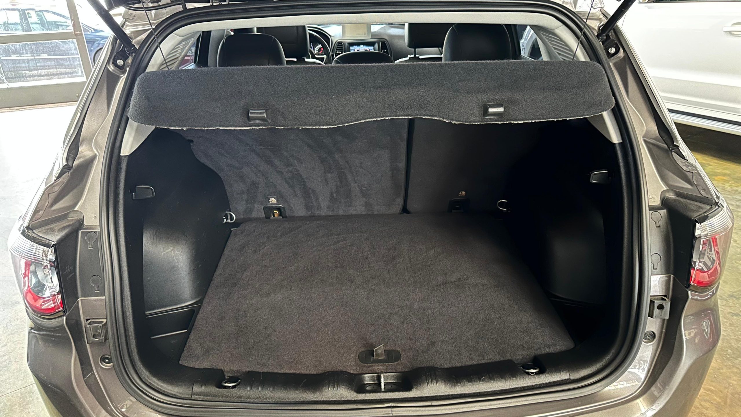 Jeep Compass LONGITUDE 2.4 AT9 AWD Año 2017 - Imagen 6