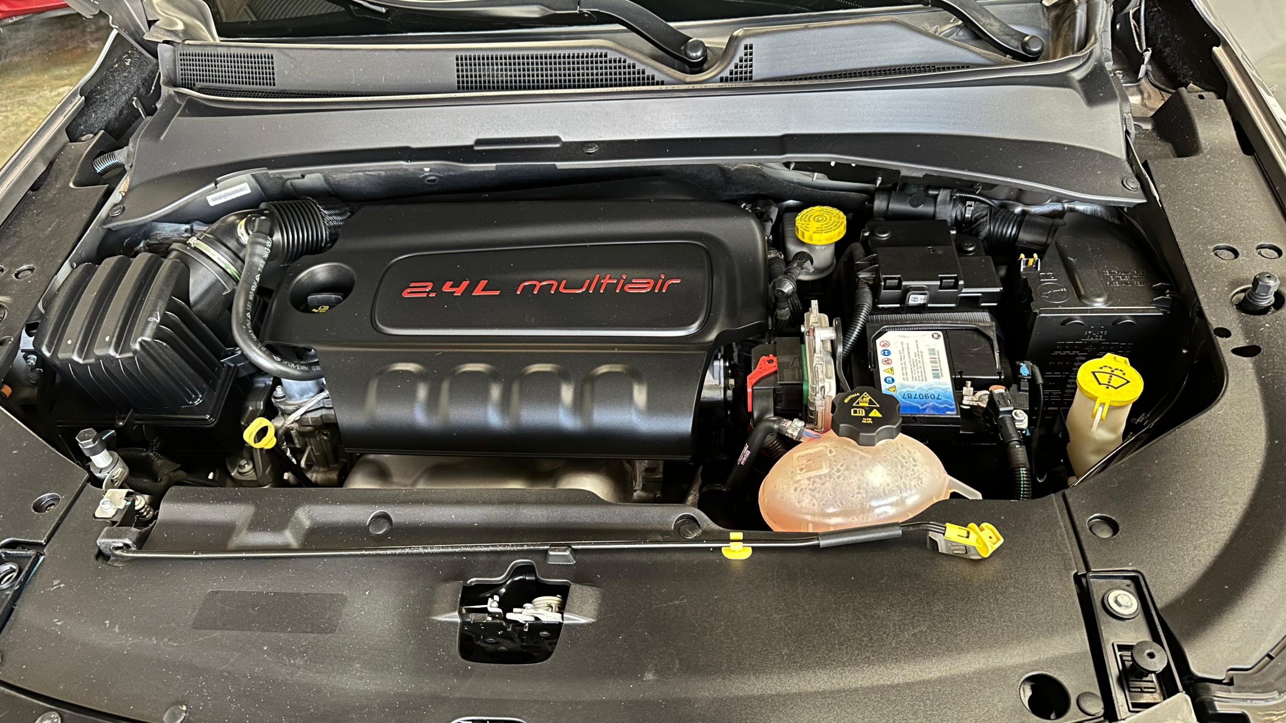 Jeep Compass LONGITUDE 2.4 AT9 AWD Año 2017 - Imagen 8