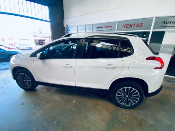 Peugeot 2008 1.6 Active Año 2017 - Imagen 6