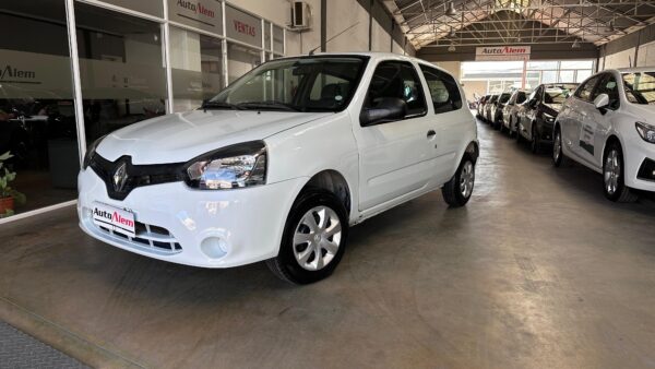 Renault Clio Pack Look 1.2 Año 2014 - Imagen 2